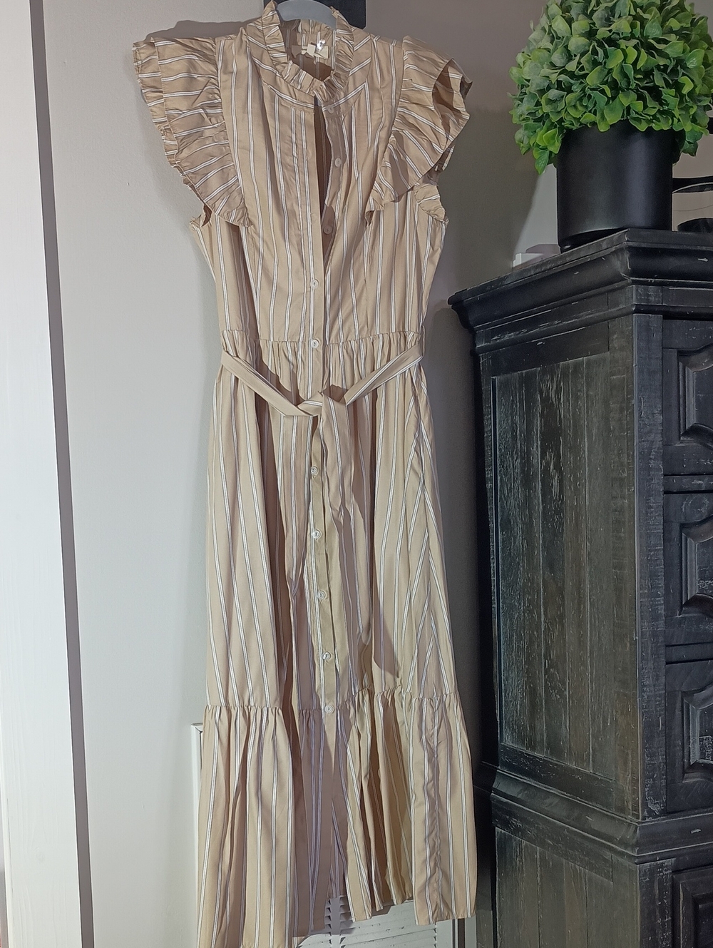 entro Beige Striped Ruffle-Sleeve Maxi Dress